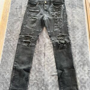 Rue21 Men’s Black Distressed Skinny Jeans